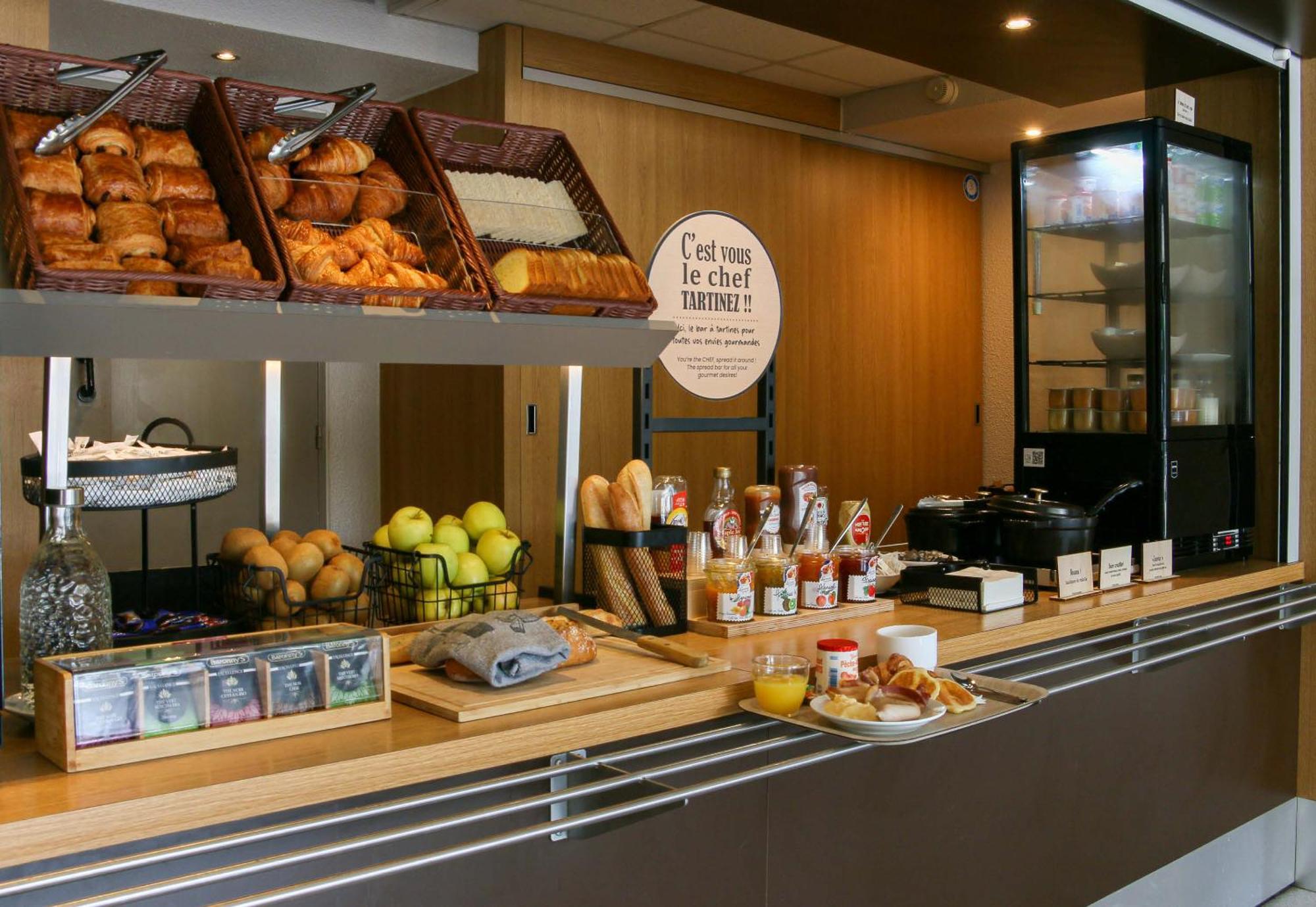 B&B Hotel Aubagne Gémenos Εξωτερικό φωτογραφία